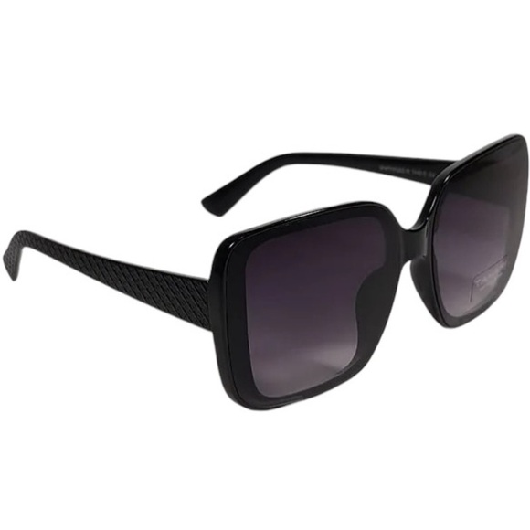 Tahari Butterfly Oversized Sunglasses Shiny Black Frame Smoke Gradient Lens - Picture 4 of 8